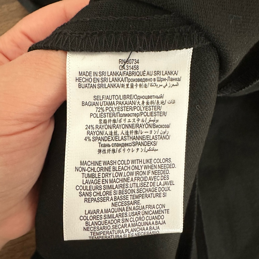 Bcbgeneration Size 2 Nwot Flutter Sleeve Black Dr… - image 5